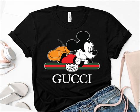 gucci x mickey mouse shirt